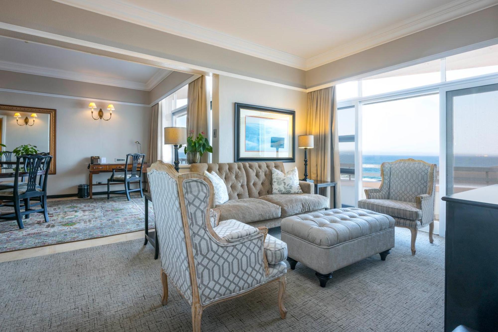 Beverly Hills Durban Extérieur photo A suite at the Cape Town International Convention Centre